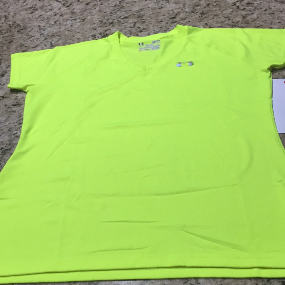 Under Armour tee